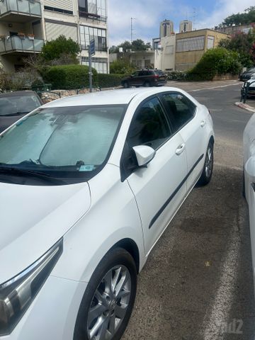 טויוטה קורולה