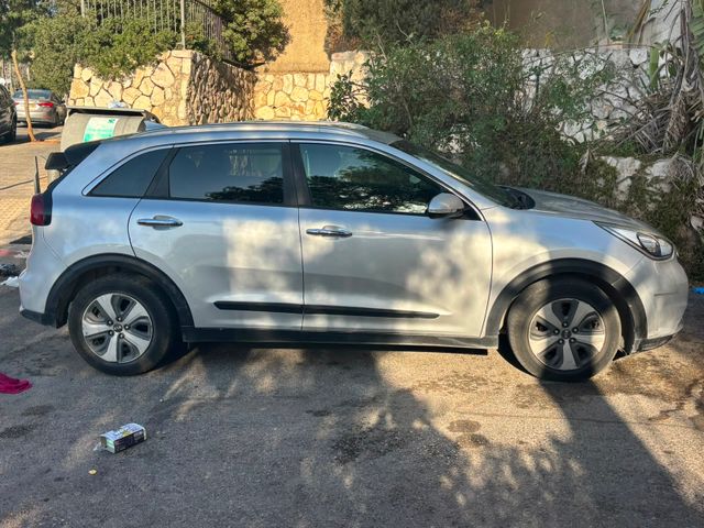 מודעת רכב קיה נירו