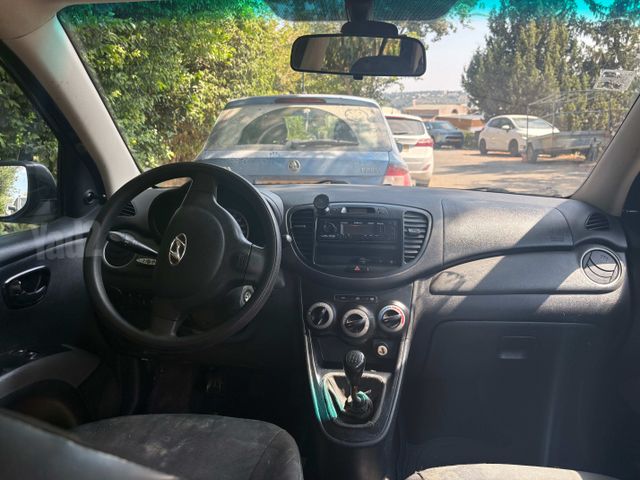 יונדאי i10