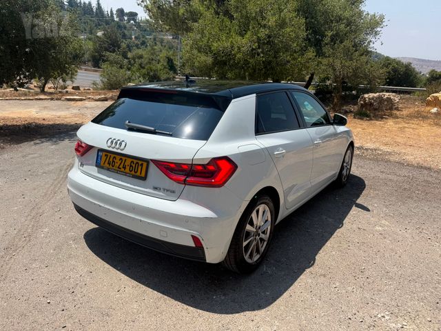 אאודי A1