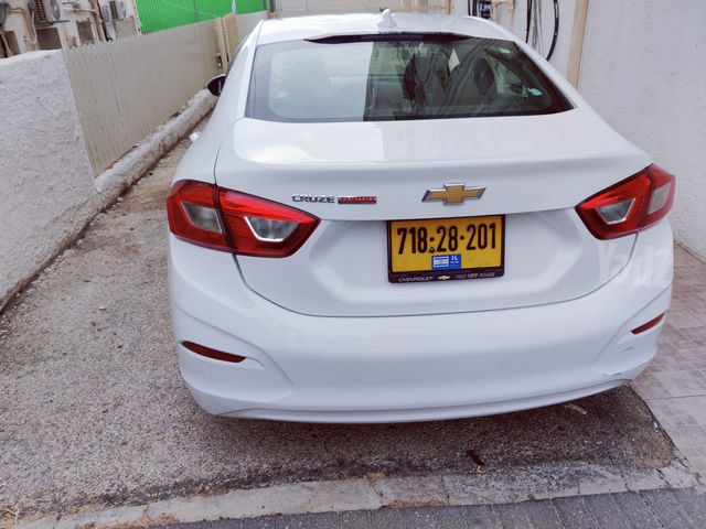 שברולט קרוז