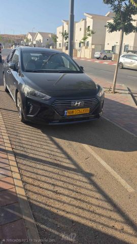 יונדאי איוניק