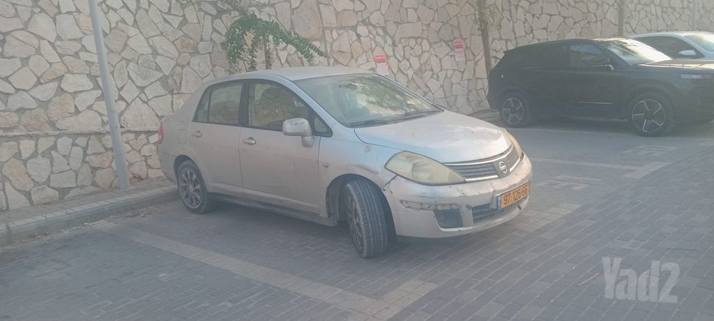ניסאן טידה