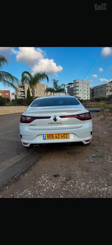 רנו מגאן