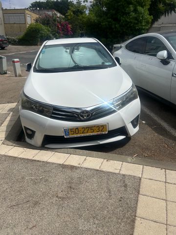 מודעת רכב טויוטה קורולה