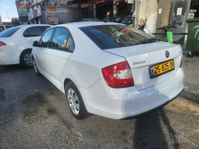 סקודה ראפיד
