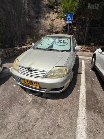טויוטה קורולה