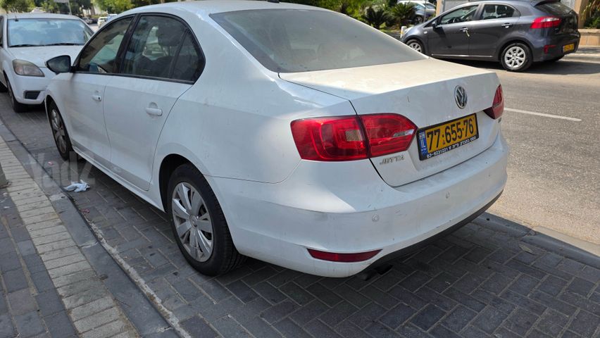 מודעת רכב פולקסווגן ג'טה