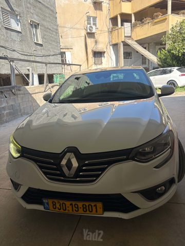 רנו מגאן
