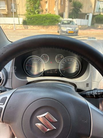 מודעת רכב סוזוקי SX4