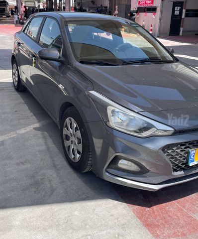 יונדאי i20
