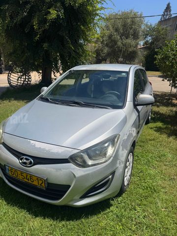 מודעת רכב יונדאי i20