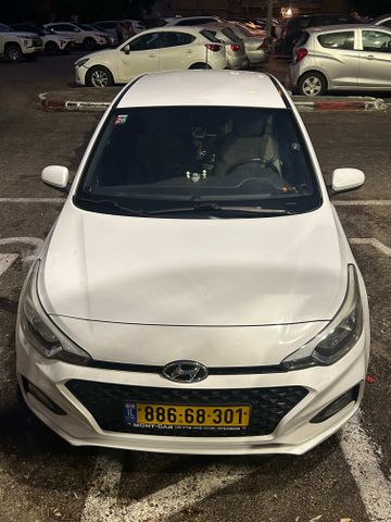 יונדאי i20