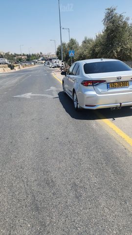 טויוטה קורולה