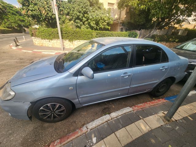 טויוטה קורולה