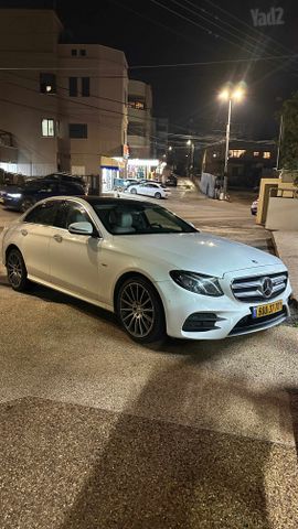 מודעת רכב מרצדס-בנץ E-class