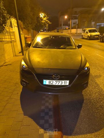 מודעת רכב מאזדה 3