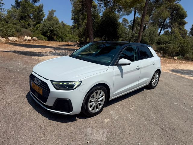 אאודי A1