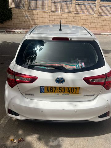 טויוטה יאריס