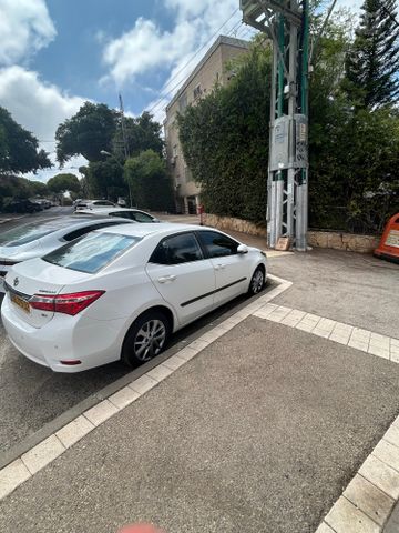 טויוטה קורולה