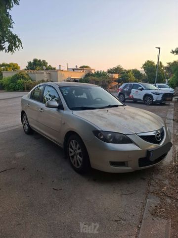 מודעת רכב מאזדה 3