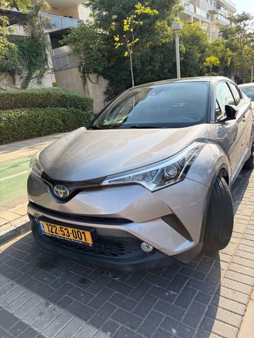 טויוטה C-HR