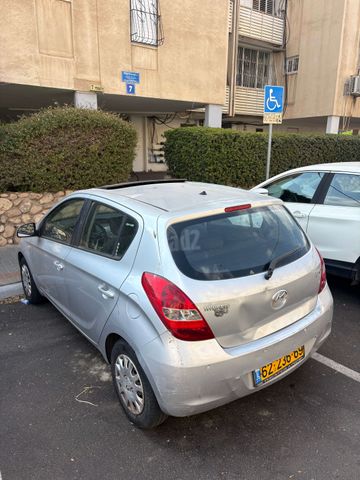 יונדאי i20