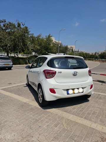יונדאי i10