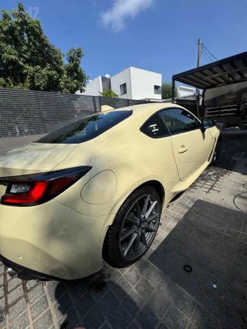 סובארו BRZ