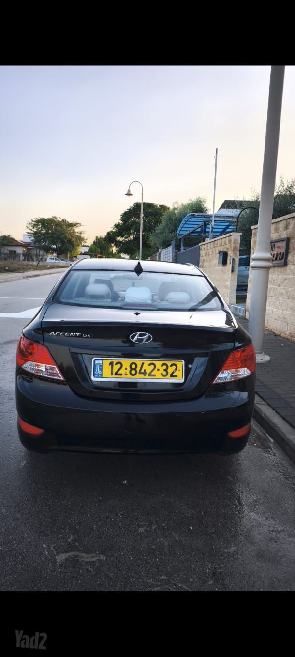 יונדאי אקסנט i25