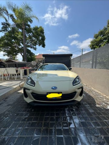 מודעת רכב סובארו BRZ