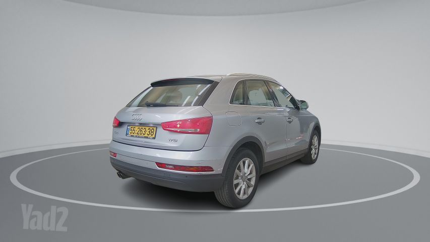 אאודי Q3