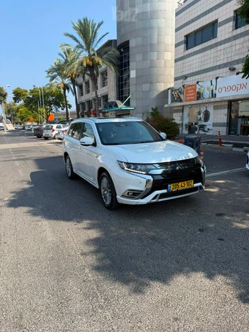 מודעת רכב מיצובישי אאוטלנדר