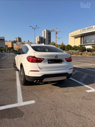 ב מ וו X4