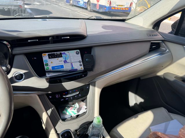 קאדילק XT5