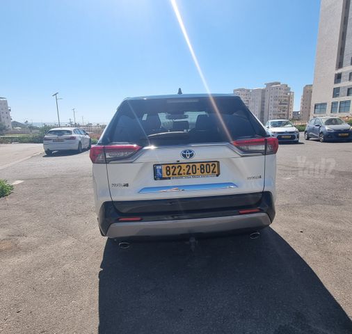 מודעת רכב טויוטה RAV4