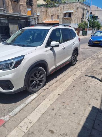 סובארו פורסטר