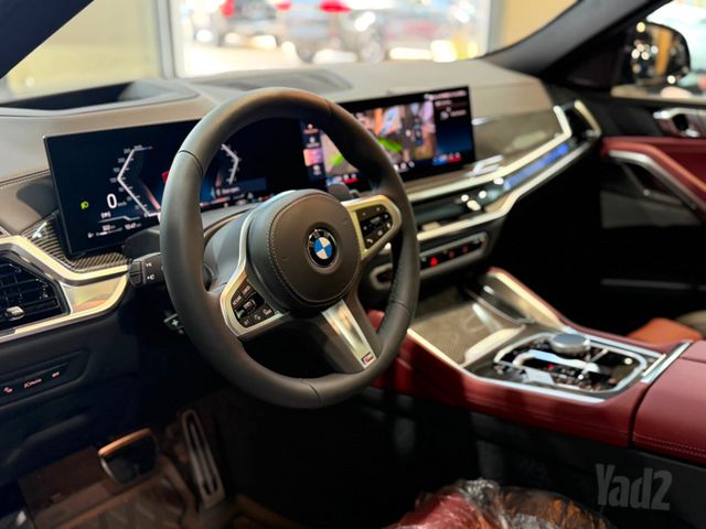 ב מ וו X6