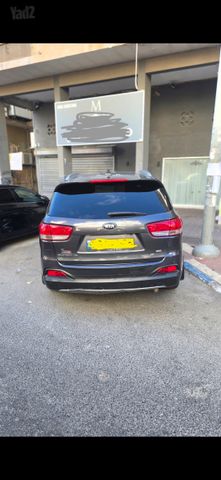 קיה סורנטו
