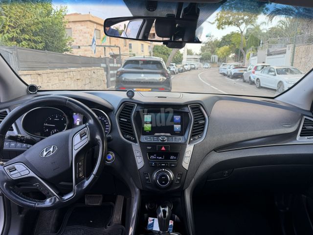 יונדאי סנטה פה