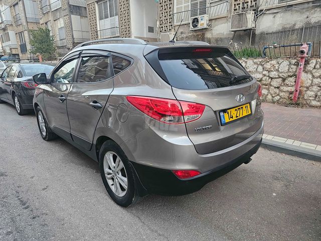יונדאי ix35