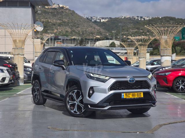 טויוטה RAV4