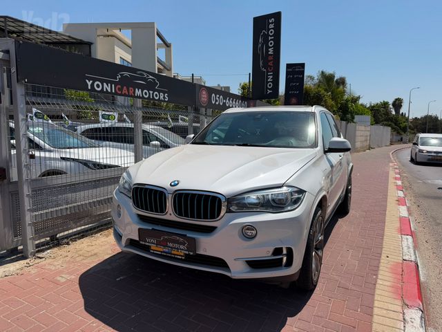 ב מ וו X5
