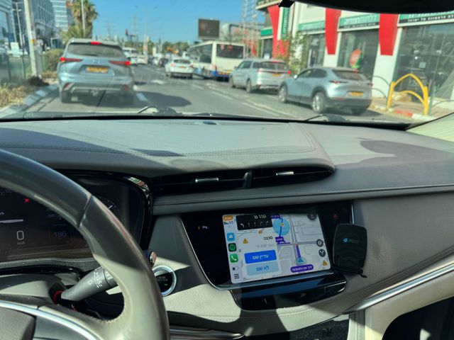 מודעת רכב קאדילק XT5