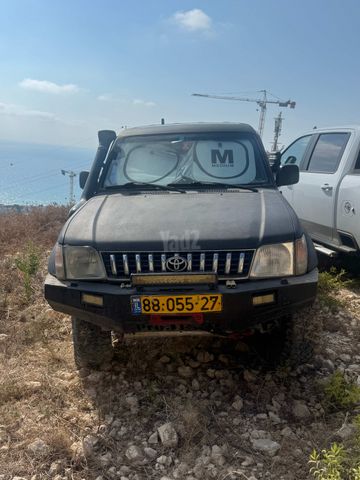 טויוטה לנד קרוזר