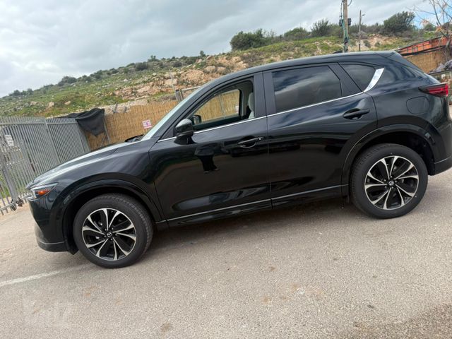 מודעת רכב מאזדה CX-5