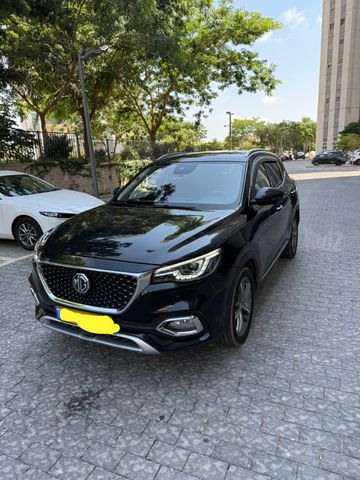 מודעת רכב אם ג'י EHS PHEV