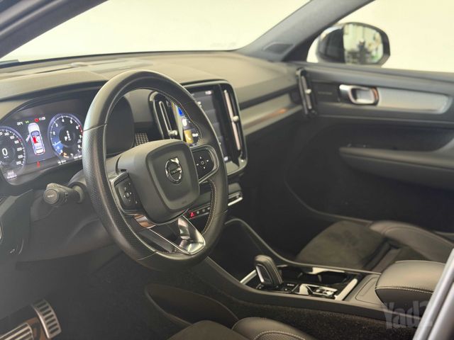 וולוו XC40