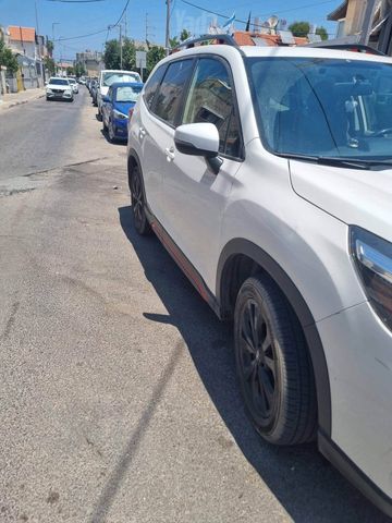 סובארו פורסטר