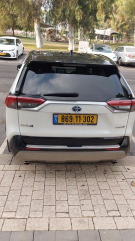 מודעת רכב טויוטה RAV4